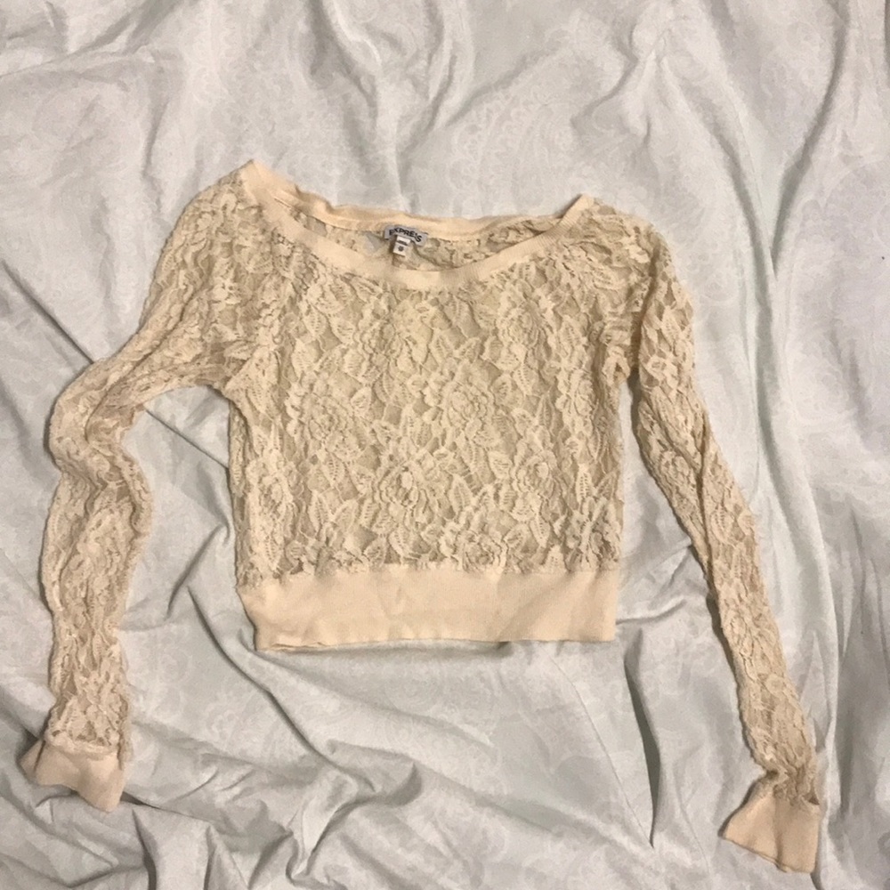 Lace long sleeve crop top